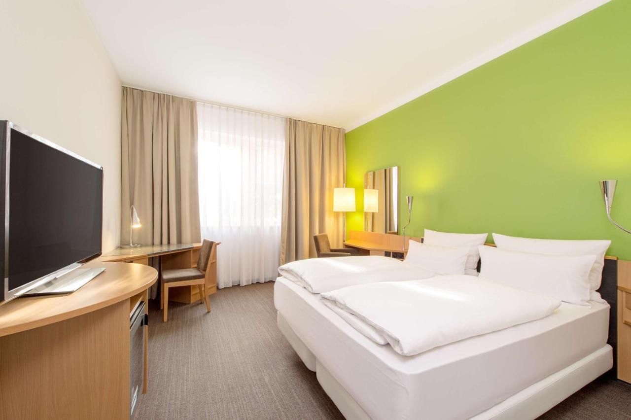 Nh Muenchen Messe Hotel Ngoại thất bức ảnh