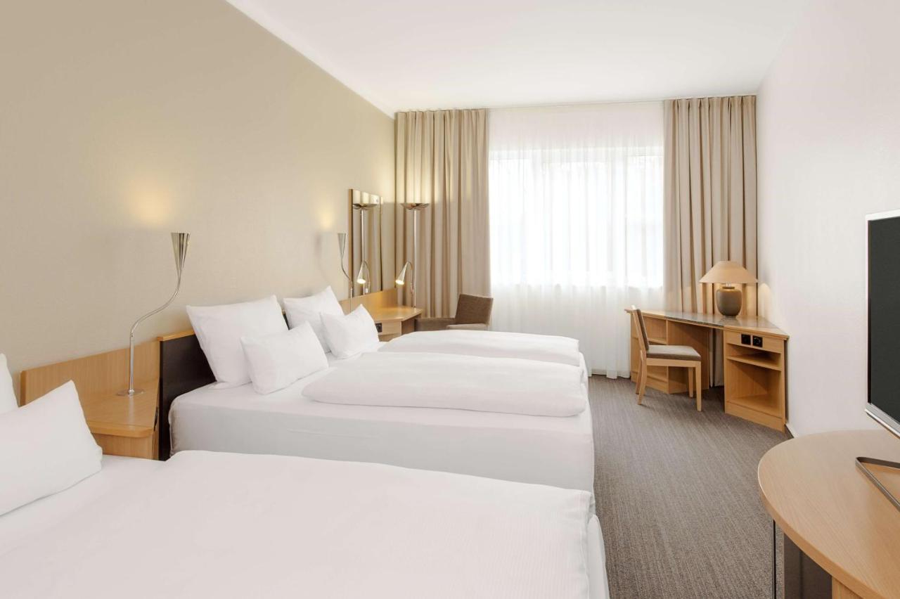 Nh Muenchen Messe Hotel Ngoại thất bức ảnh