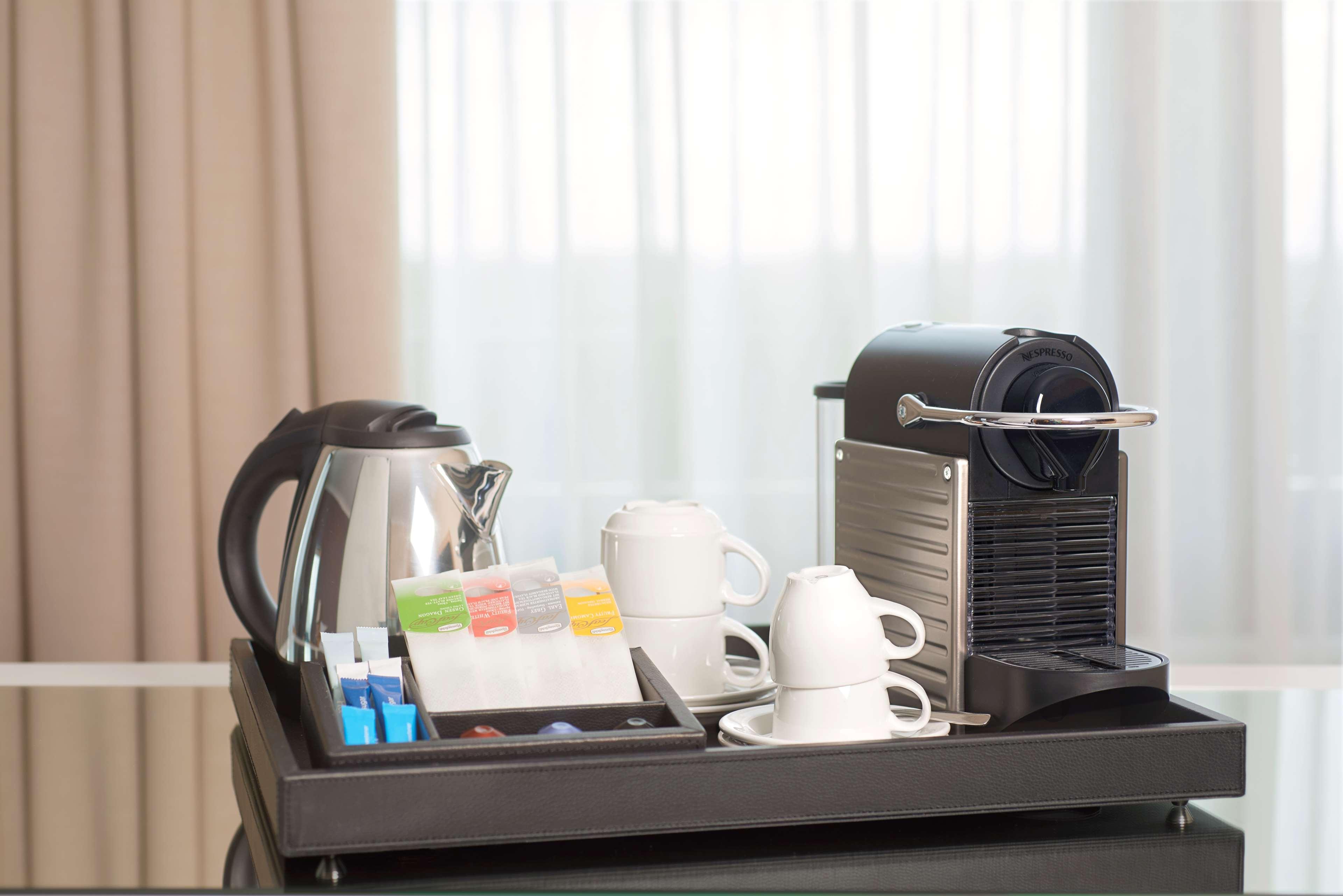 Nh Muenchen Messe Hotel Ngoại thất bức ảnh