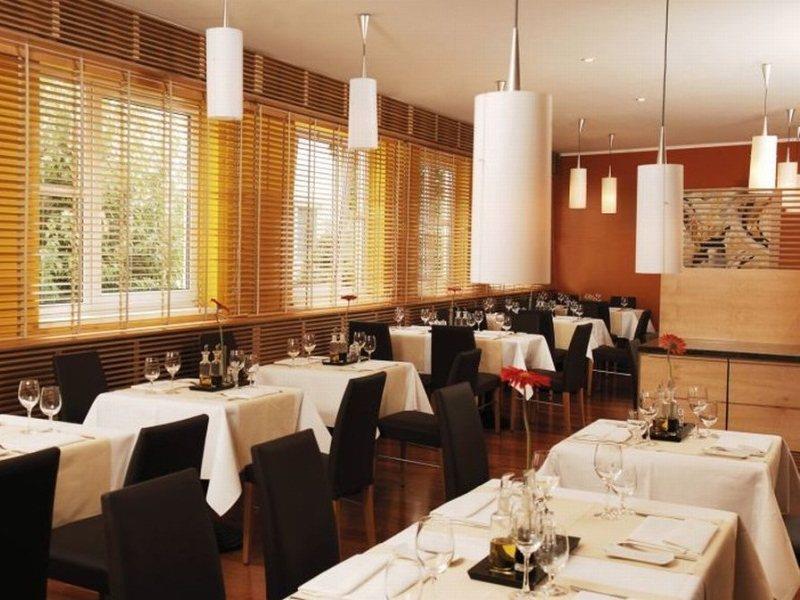 Nh Muenchen Messe Hotel Ngoại thất bức ảnh
