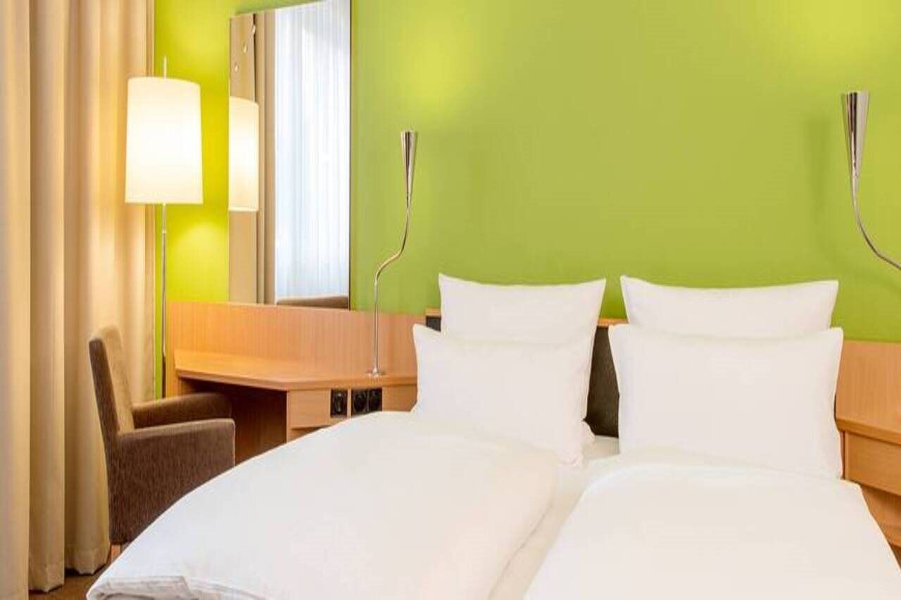 Nh Muenchen Messe Hotel Ngoại thất bức ảnh